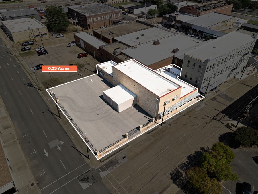 107 W Rusk St