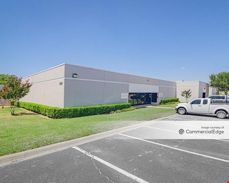 Preview of Industrial space for Rent at 1105 S Airport Circle