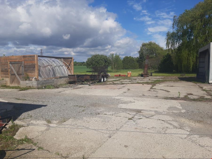 5420 Dickenson Road East