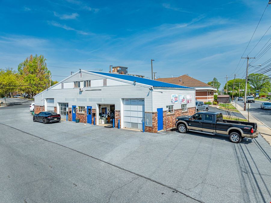 702 Quentin Rd