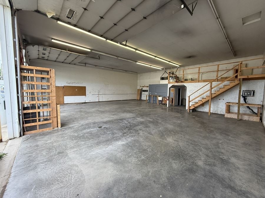 211 Montgomery Avenue 