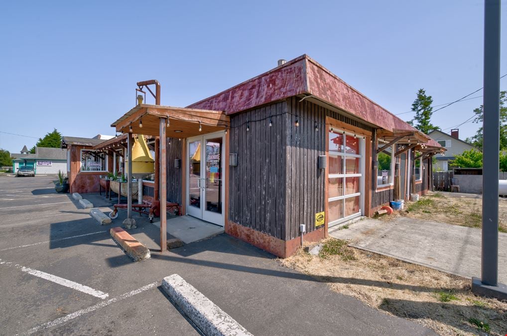 Chinook Restaurant & Bar