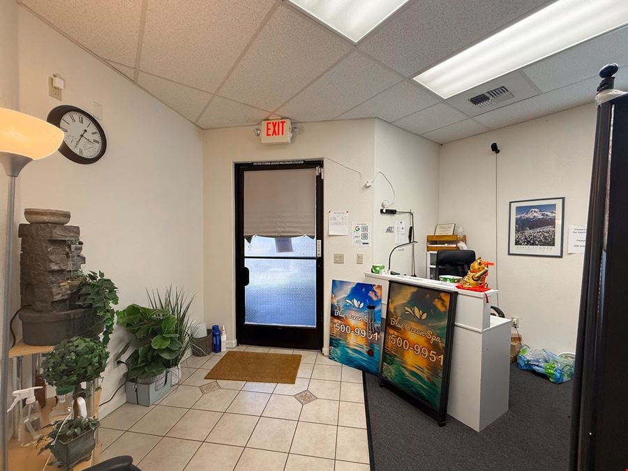 Fully Built-Out Commercial Office Space | Now Leasing | Near Downtown Merced