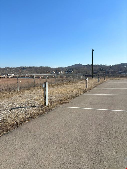 11,565 SF Flex Space - Sublease Available