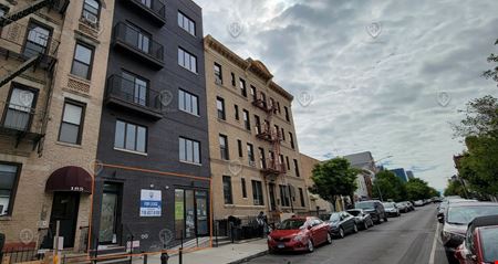 Preview of commercial space at 187 20th St
