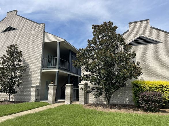 Preview of Office space for Rent at 11603 - 11613 Newcastle Ave