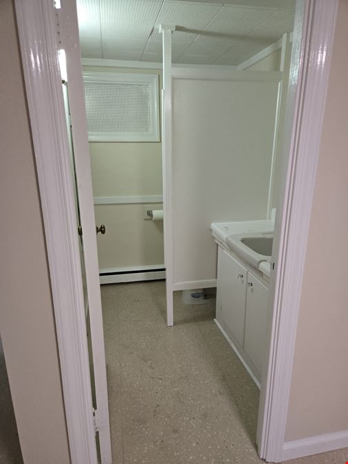 104 Linwood Ave