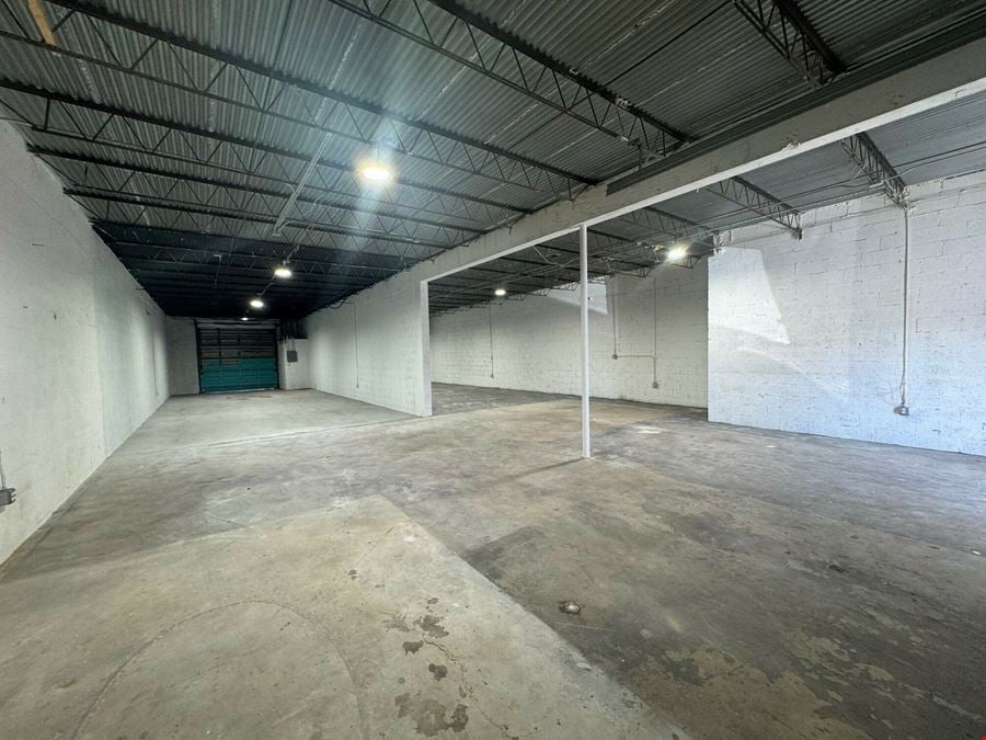 Oakland Park Warehouses