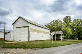 SMALL SHOP SPACE AVAILABLE FOR LEASE