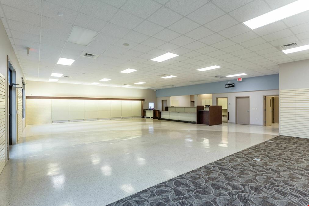 OFFICE CONDO AVAILABLE IN MYERS CORNER OFFICE COMPLEX