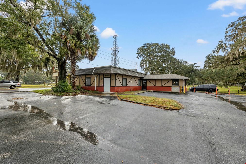 1.22 Acres in Downtown Zephyrhills | US 301 | 1,832 SF