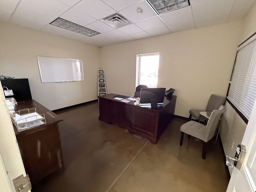 Office/Warehouse on 3 Acres Near Hwy 385