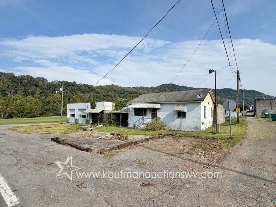 101 3rd St & 303 River St