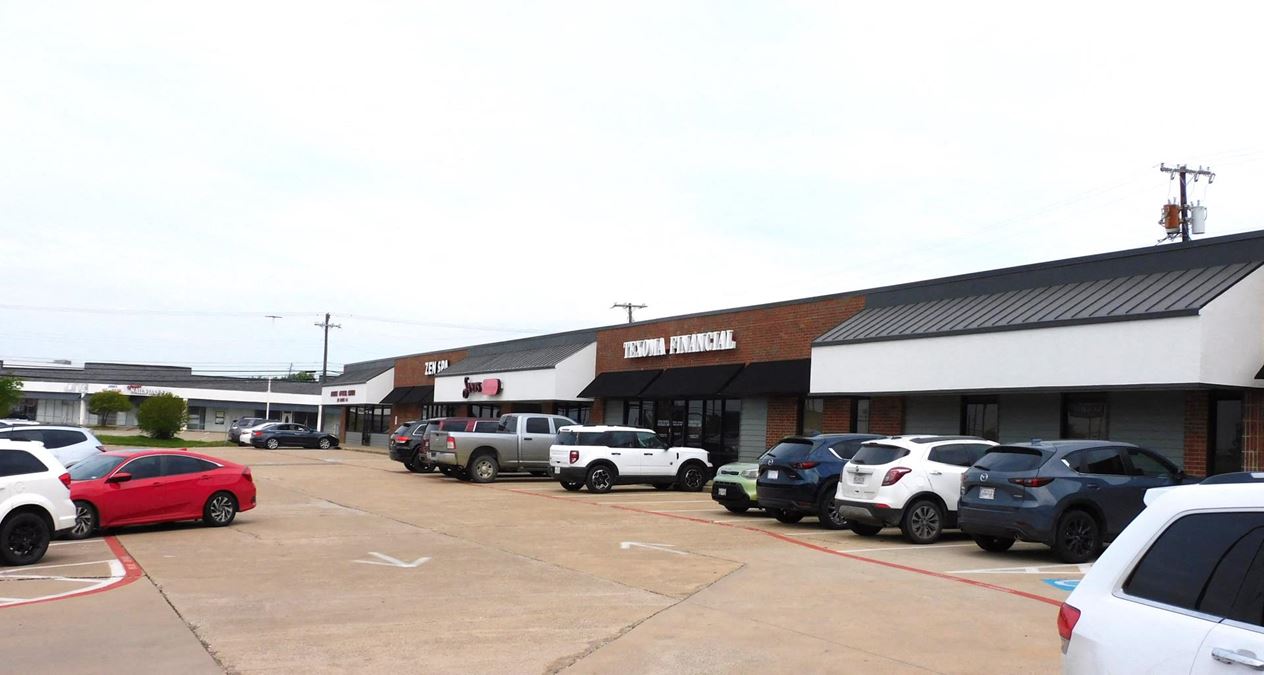 Loy Lake Plaza