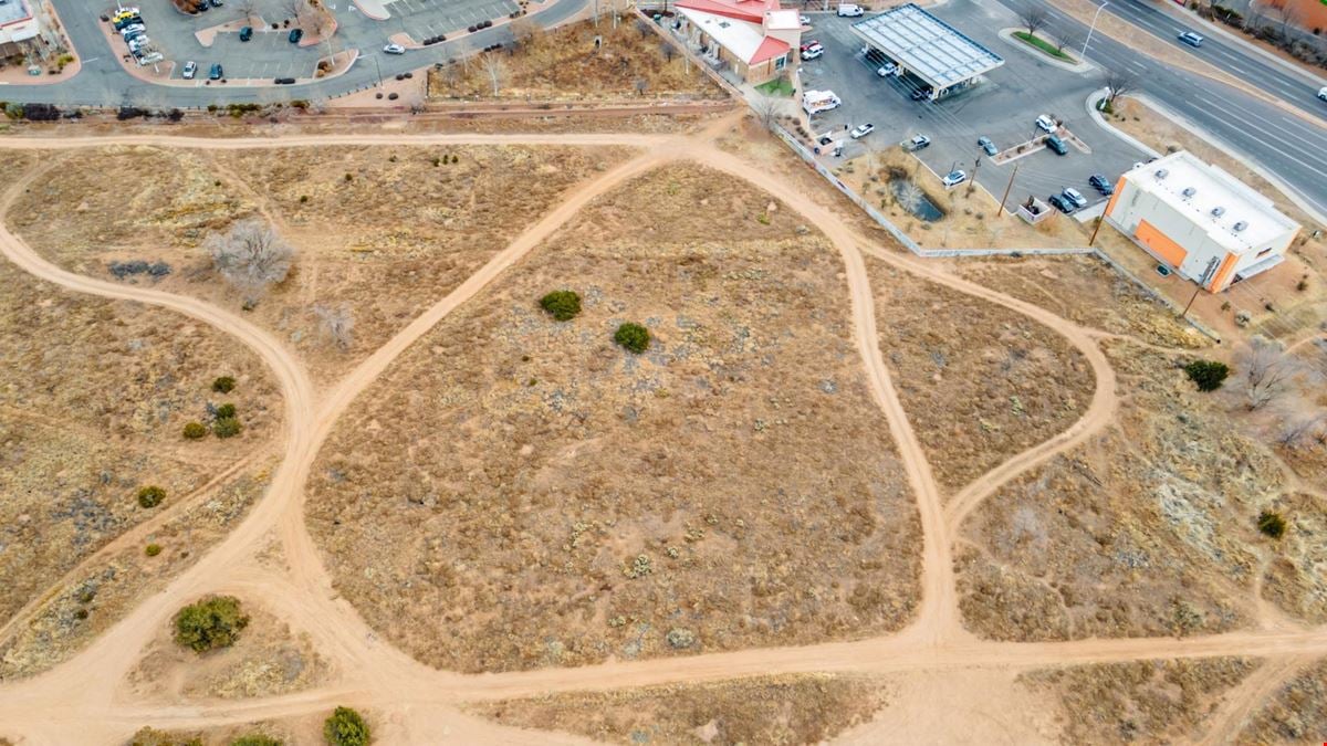 Prime Commercial Land at Cerrillos and Airport