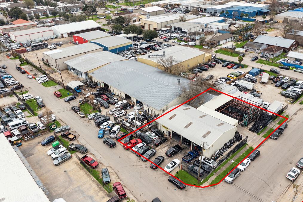 Versatile Commercial Property in Westchase