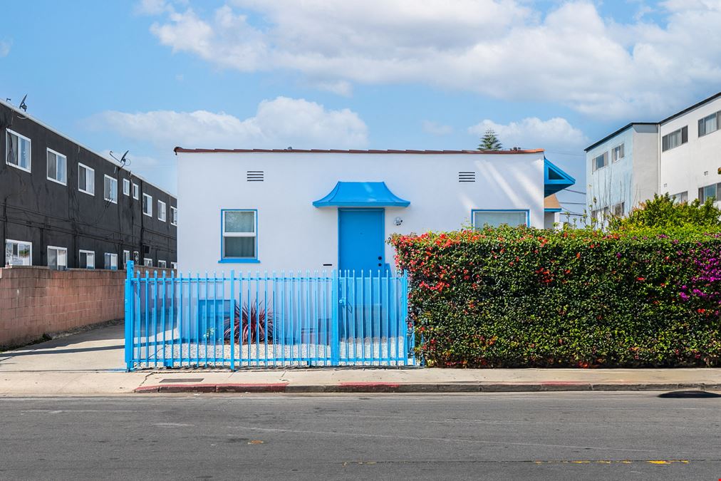 2243 S Ridgeley Dr