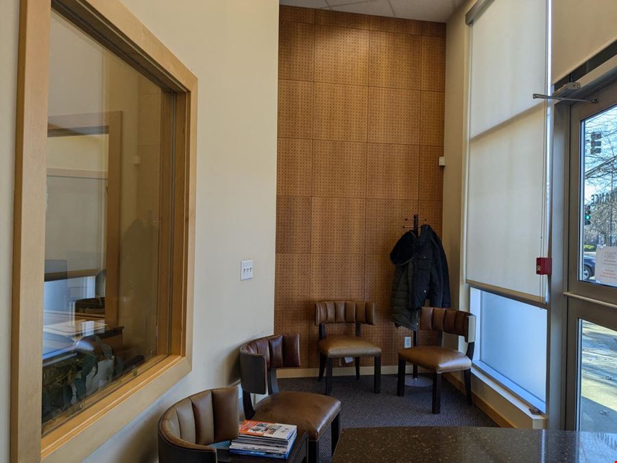 2745 Veterans Memorial Pkwy Commercial Strata Unit