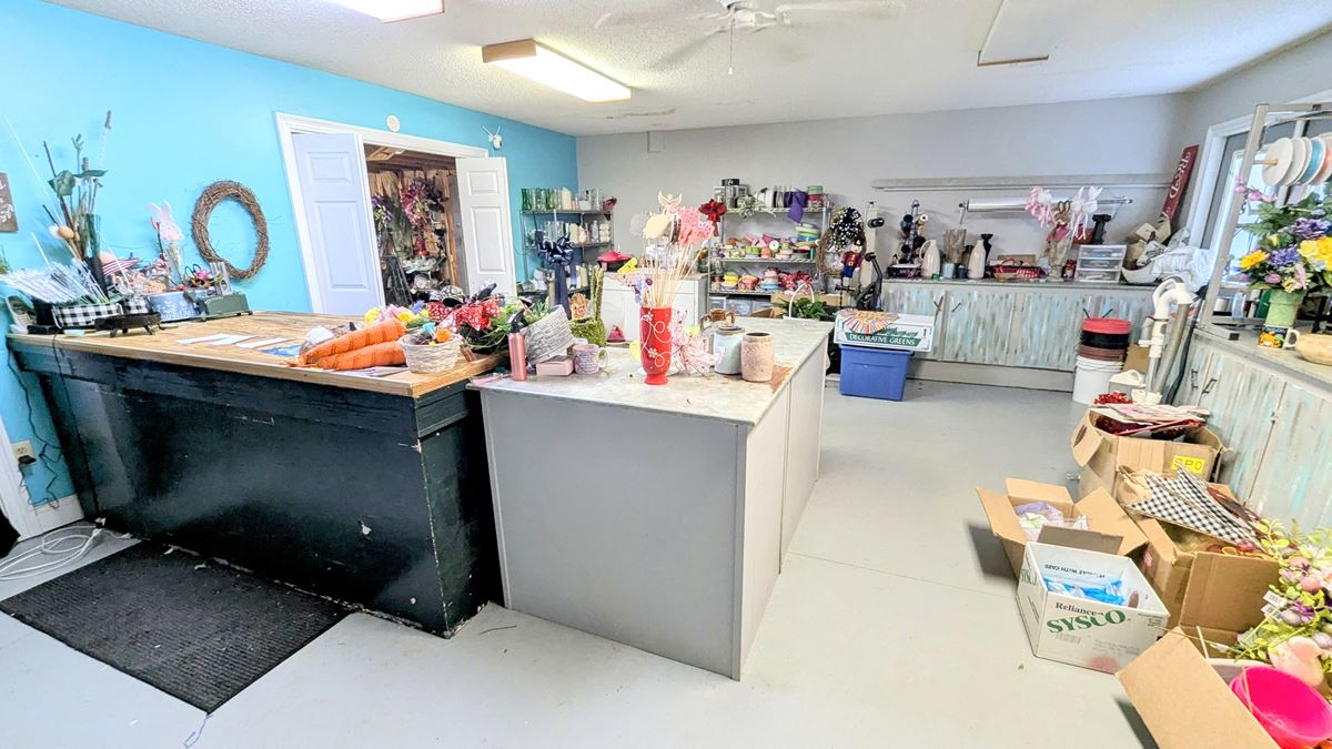 17115 Jordan St