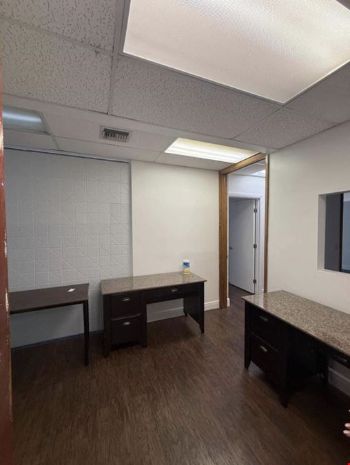 2550 Douglas Rd Coral Gables