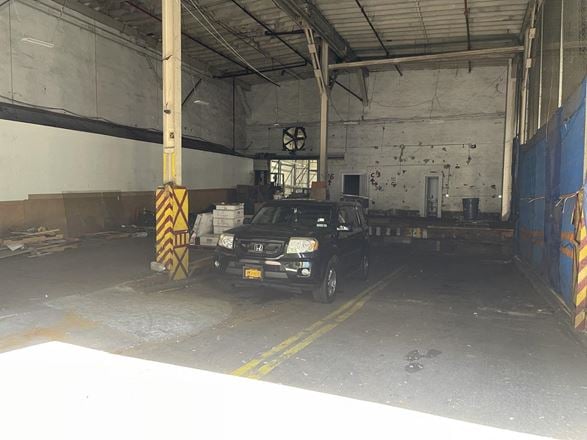 Preview of Industrial space for Rent at 5802 3rd Avenue