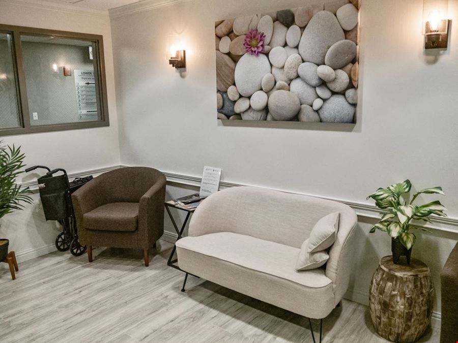 3385 Dexter Court, Suite 107, Davenport, IA