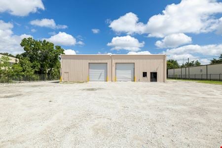 Preview of commercial space at 2549 Clark St