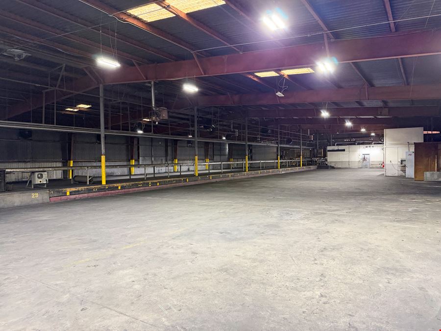 Industrial Warehouse with Dock-High Loading Adjacent to BTR