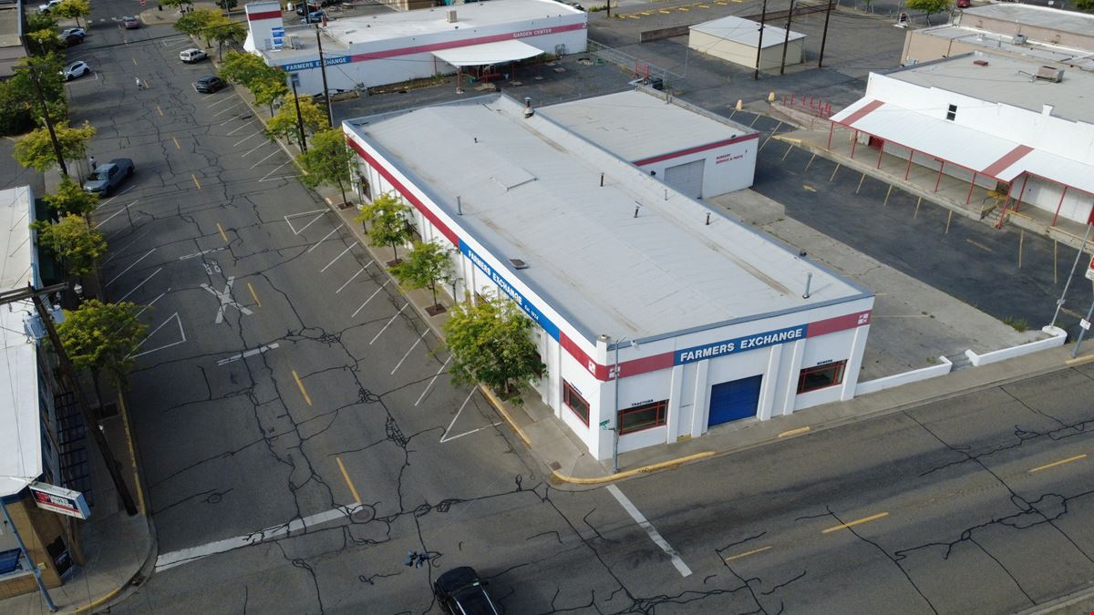Farmers Exchange Complex