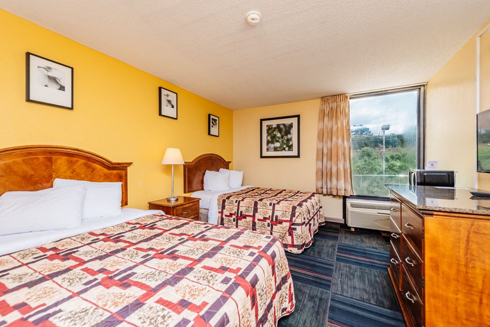 Red Carpet Inn