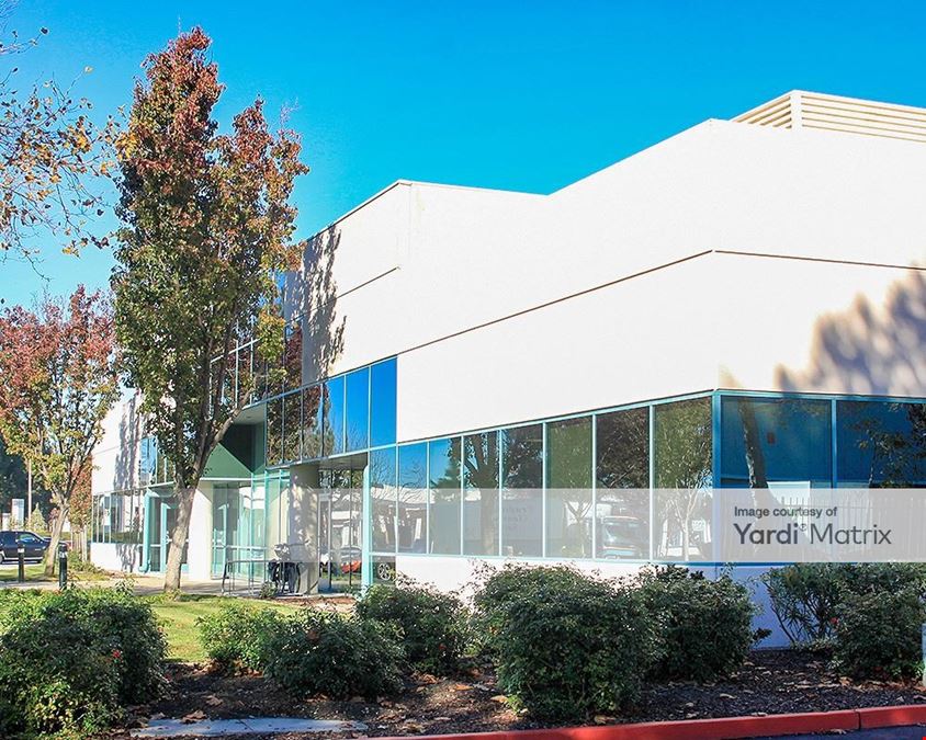 Hacienda Business Park - Britannia Business Center II - 5720 Stoneridge Drive