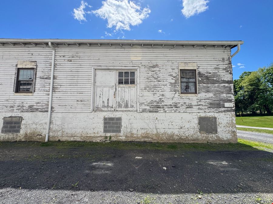 Bulk / Cold Storage / Artist - Maker Space