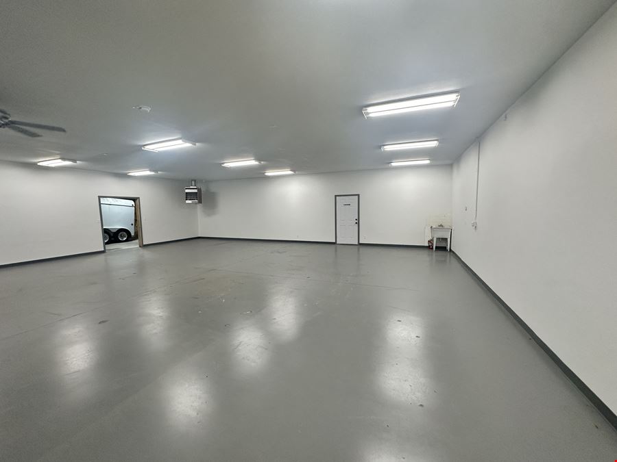 4039 U.S. 93 N, Unit D