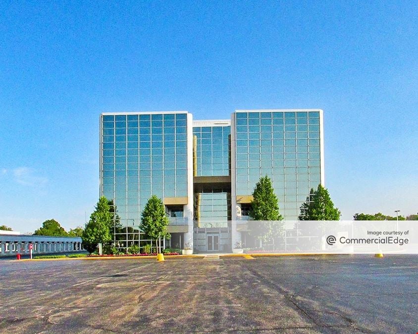 Caremark Towers - 2215 Sanders Road