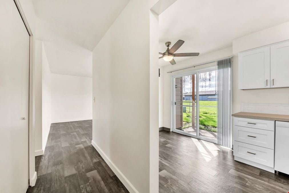 Applegate Apartments