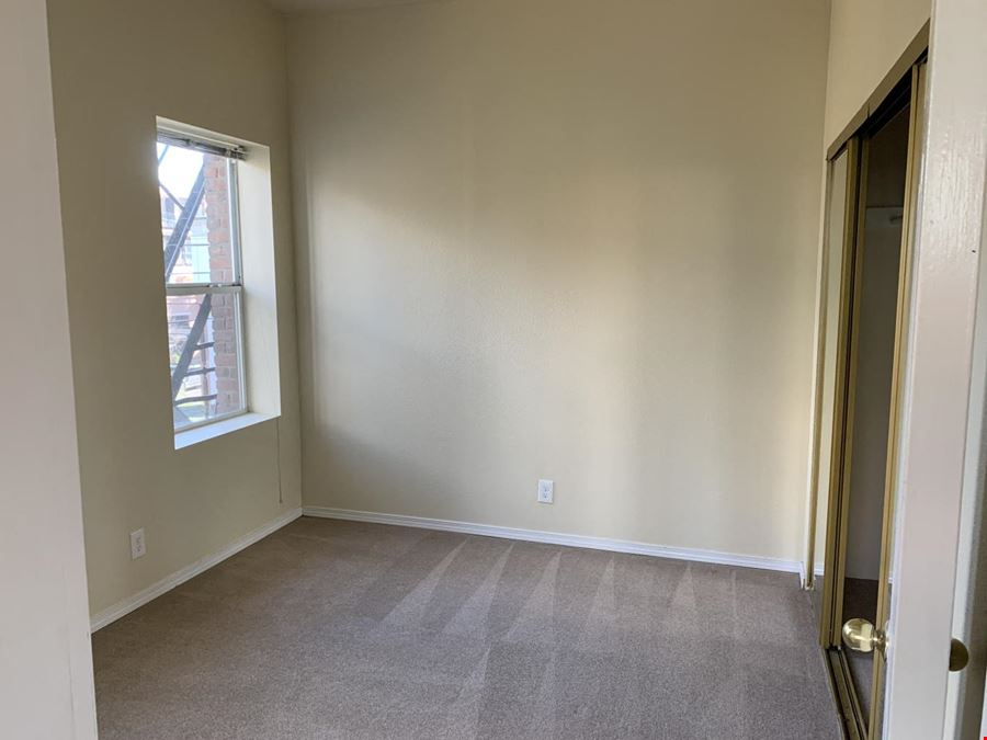Everett Street Apartments