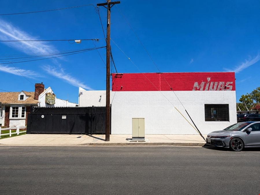 5945 Laurel Canyon Blvd.