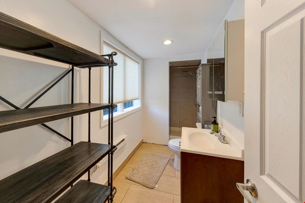 668 Sixth Avenue