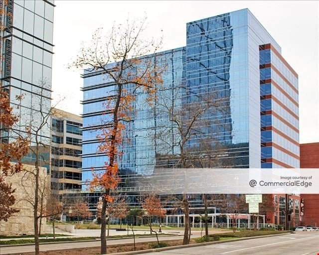 3 Waterway Square Place