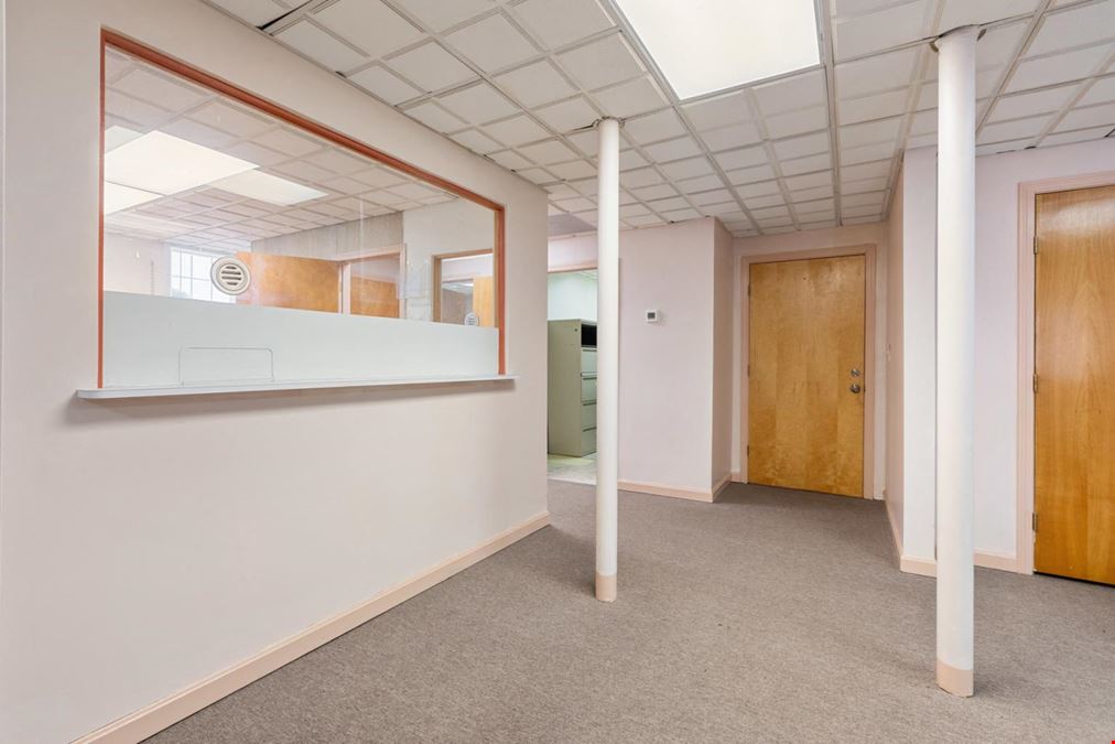 Well-located Medical or Professional Office Space for Lease in Wilmington, MA