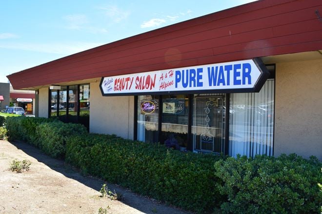Preview of Retail space for Rent at 3081-3087 McKee Road