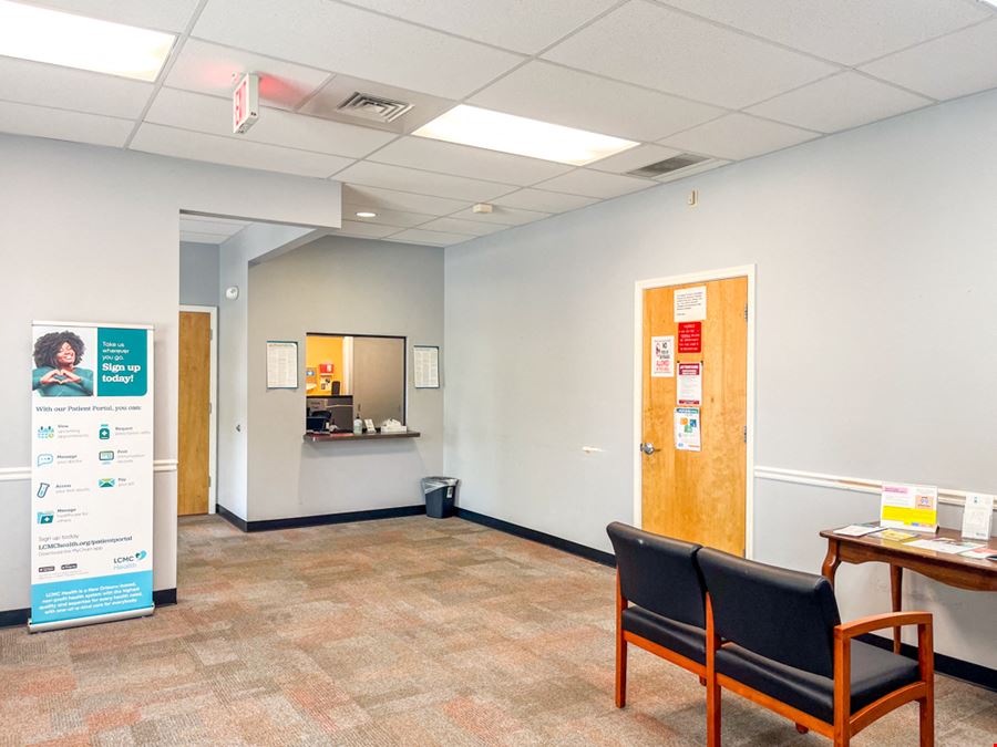 Versatile Medical Office adjacent to Ochsner Health