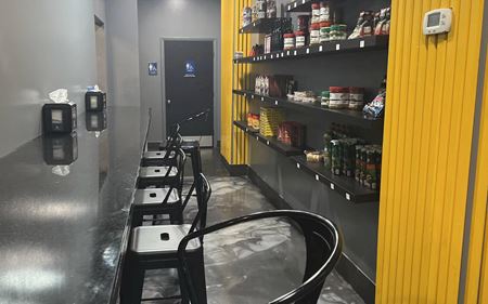 Preview of commercial space at 514 N Franklin St