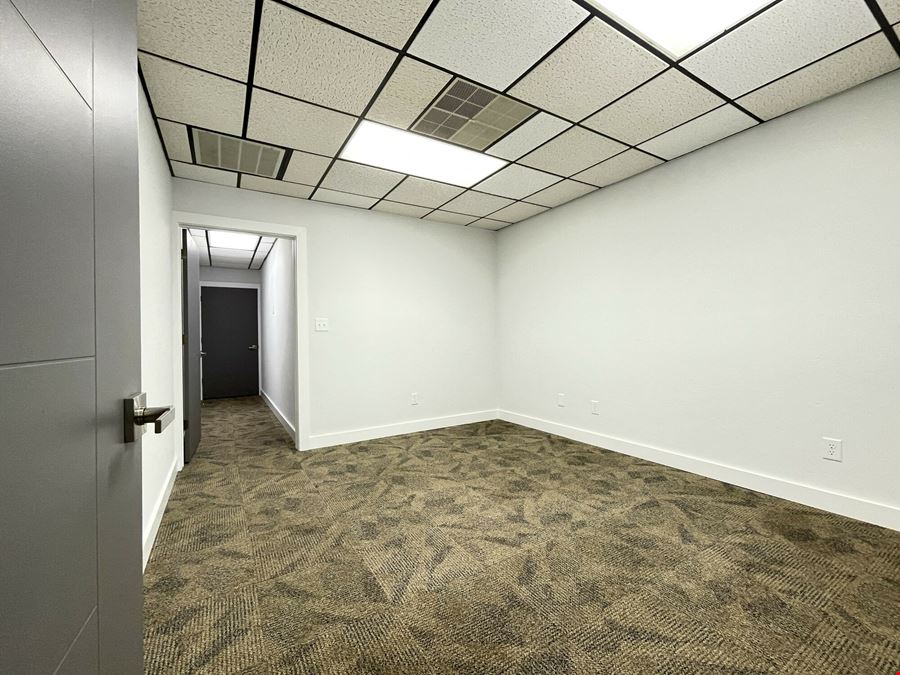 4051 NW 43rd St, Suite 33 - Pine Grove Office Park