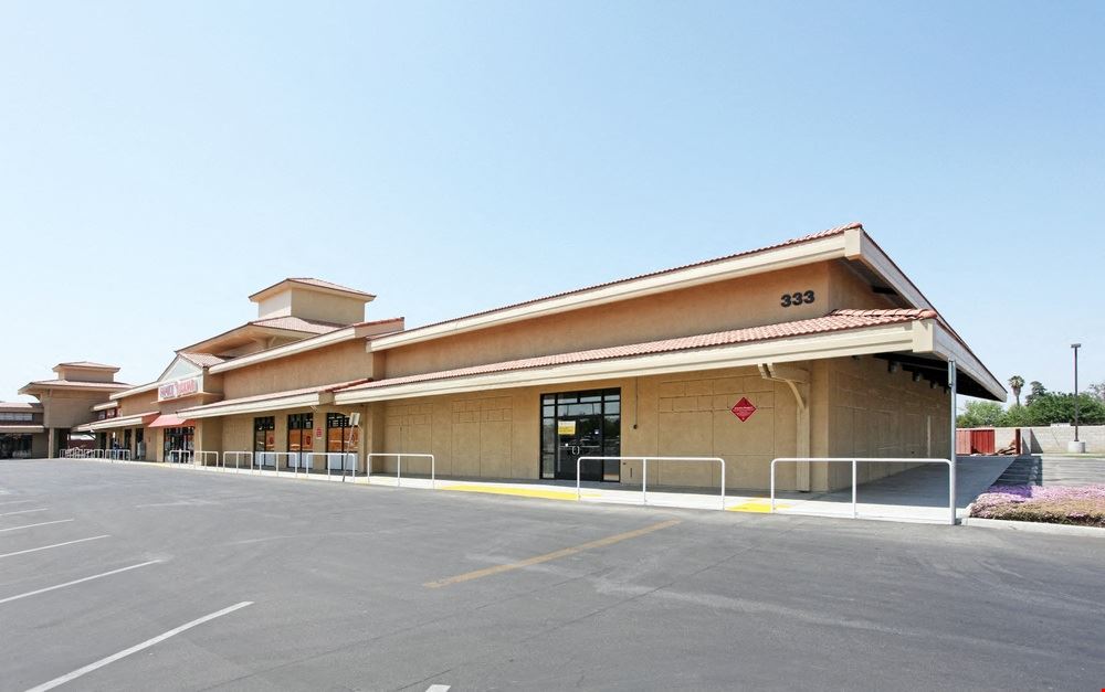 High Exposure Retail Spaces Available in Gateway Plaza