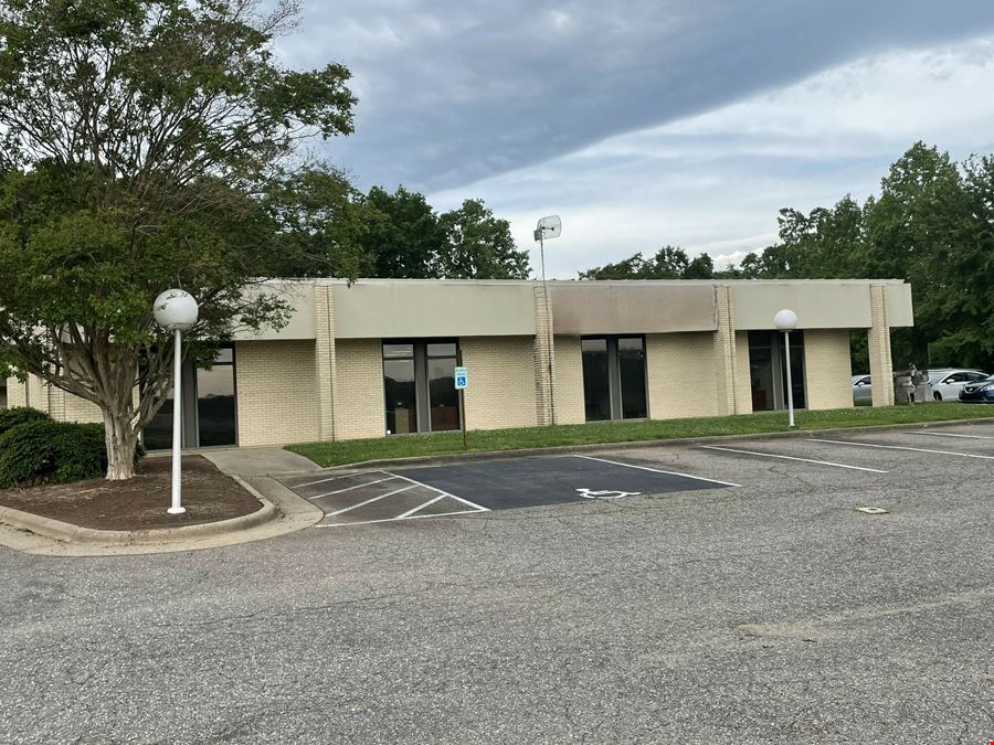 1835 Davie Ave, Statesville office building, Ste 401