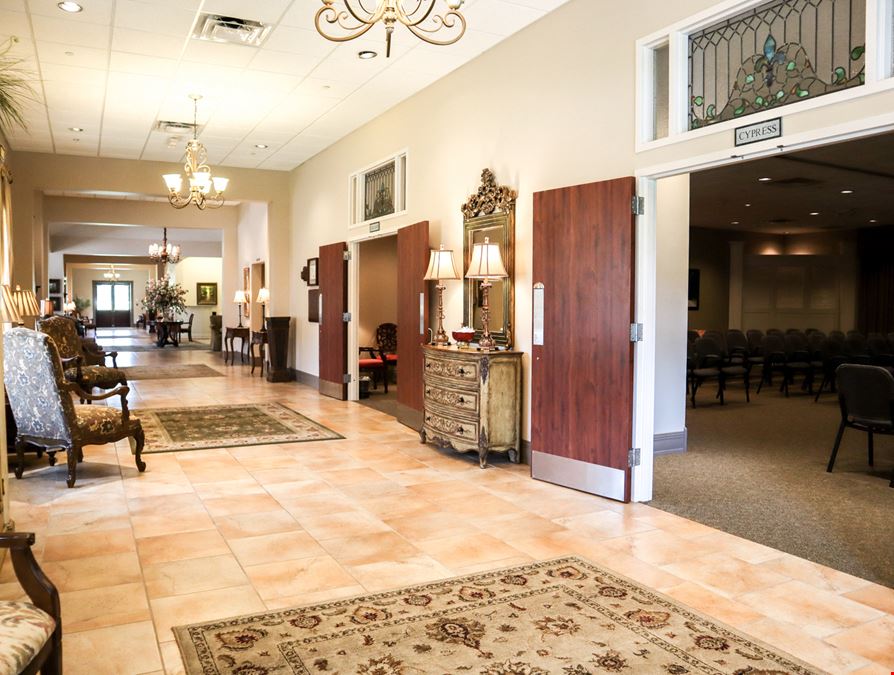 Immaculate ±11,576 SF Facility w/ Quality Construction and Features