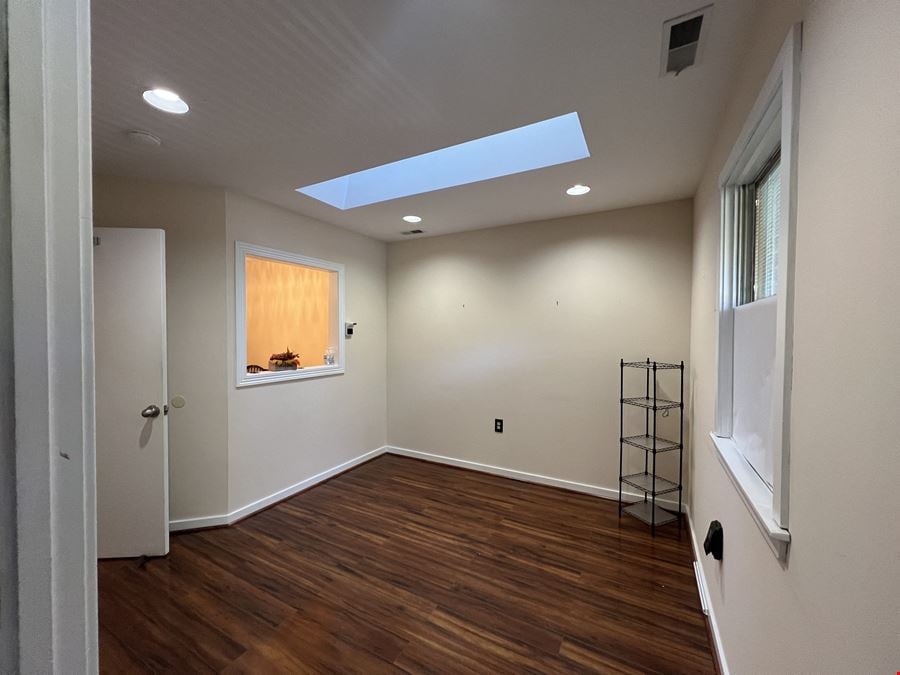 525 Route 73, Unit 305