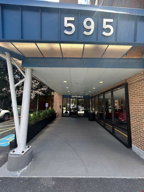 595 Pawtucket Blvd - 1st Floor