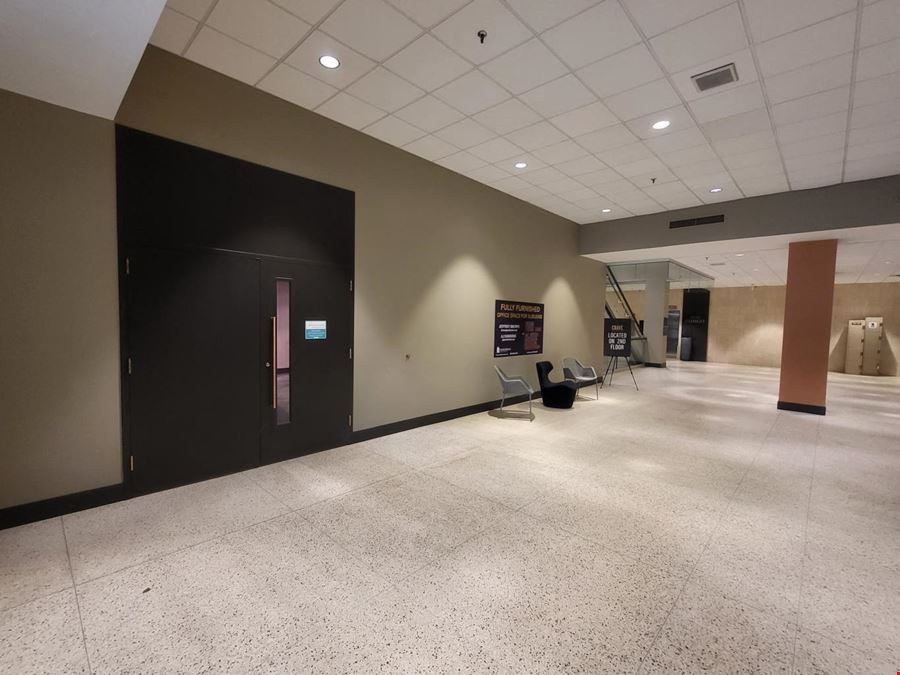 220 S Broadway - Downtown Business Suite
